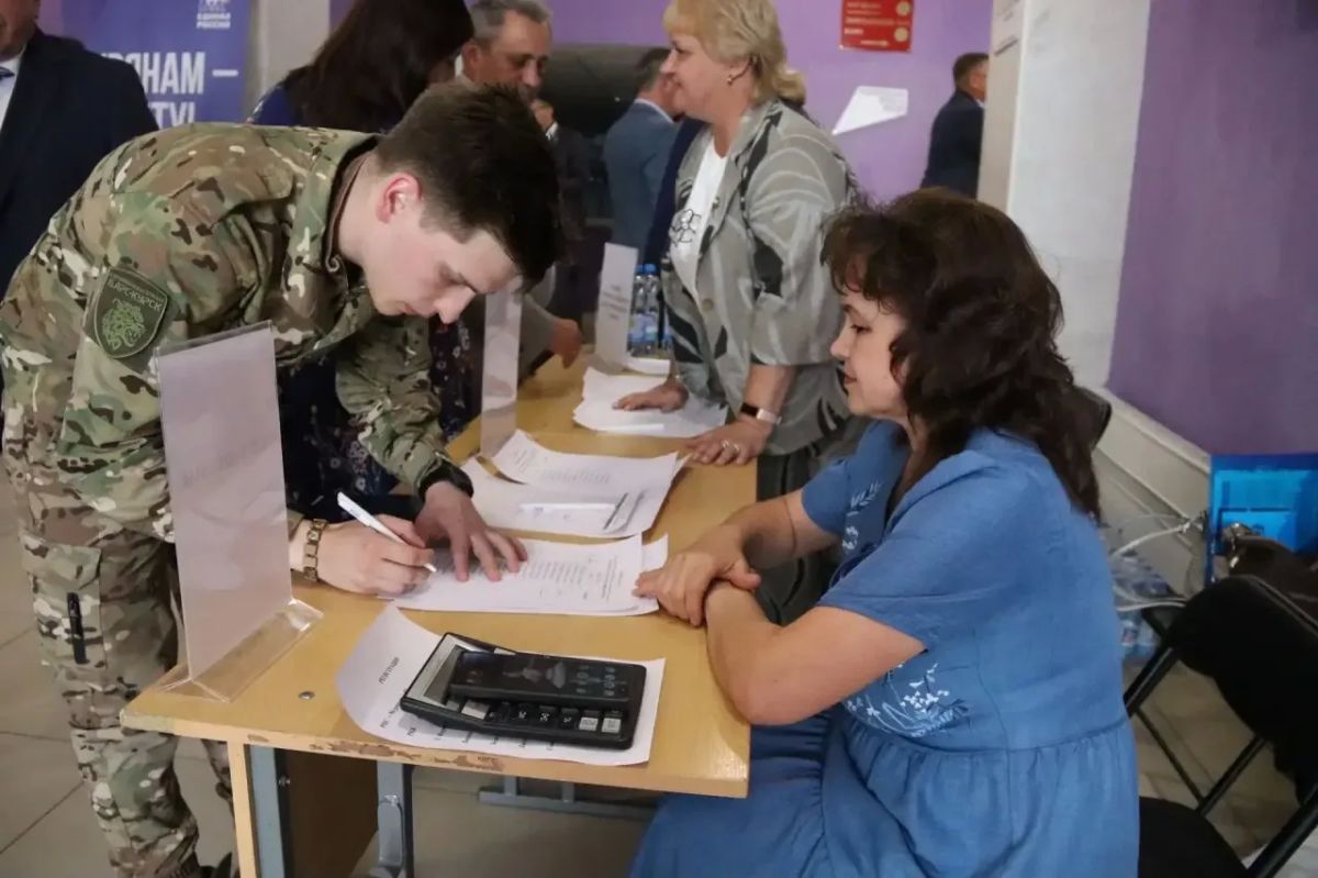 Курские единороссы приняли предвыборную программу Курские единороссы приняли предвыборную программу