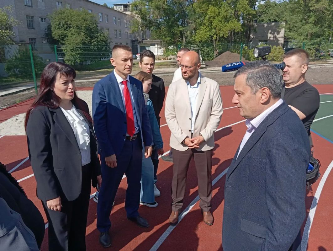 В Курской области до конца года откроют 10 пришкольных стадионов