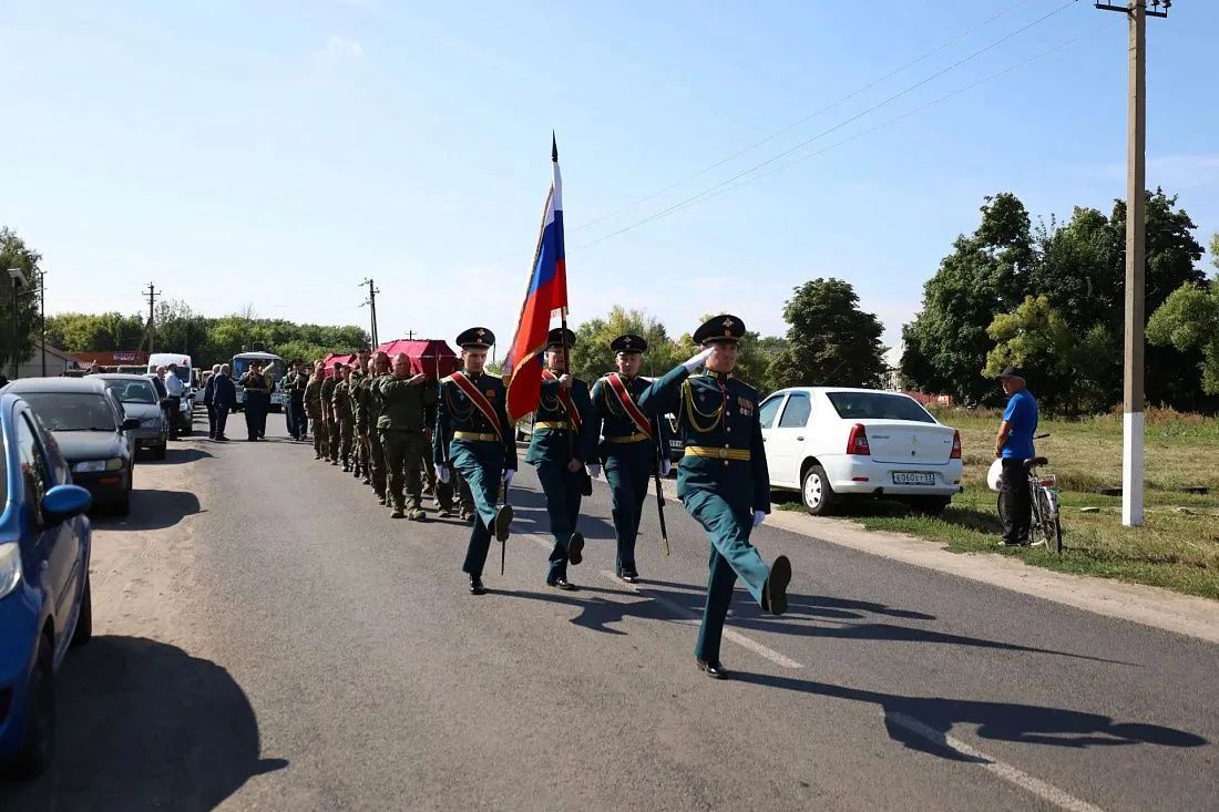 В Солнцевском районе перезахоронили останки 63 мирных жителей, погибших в годы войны В Солнцевском районе перезахоронили останки 63 мирных жителей, погибших в годы войны