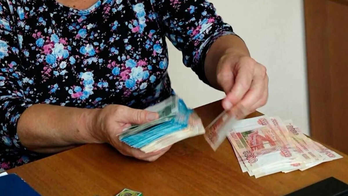 В сентябре пенсионерам обещают повышение: как самозанятость изменит выплаты
