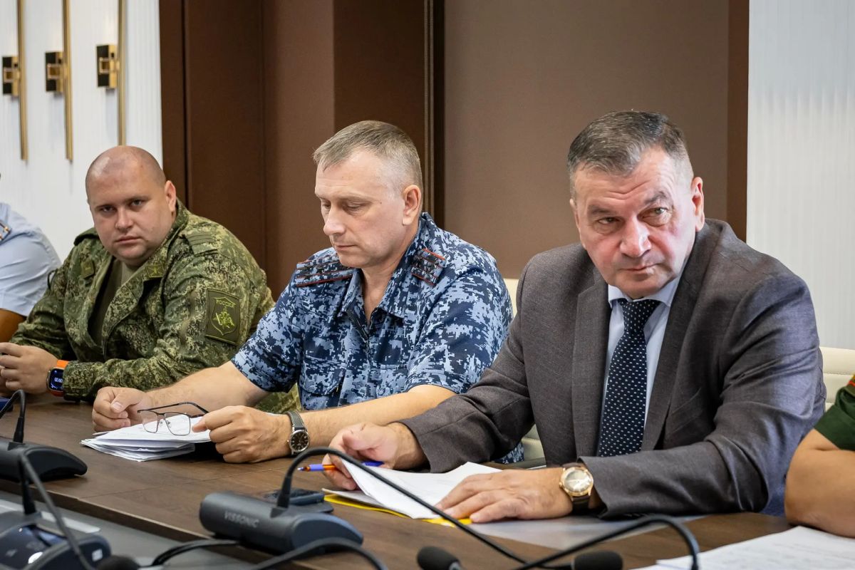Друзья, в Курске продолжают реализовывать программу по призыву граждан на военную службу по контракту Друзья, в Курске продолжают реализовывать программу по призыву граждан на военную службу по контракту
