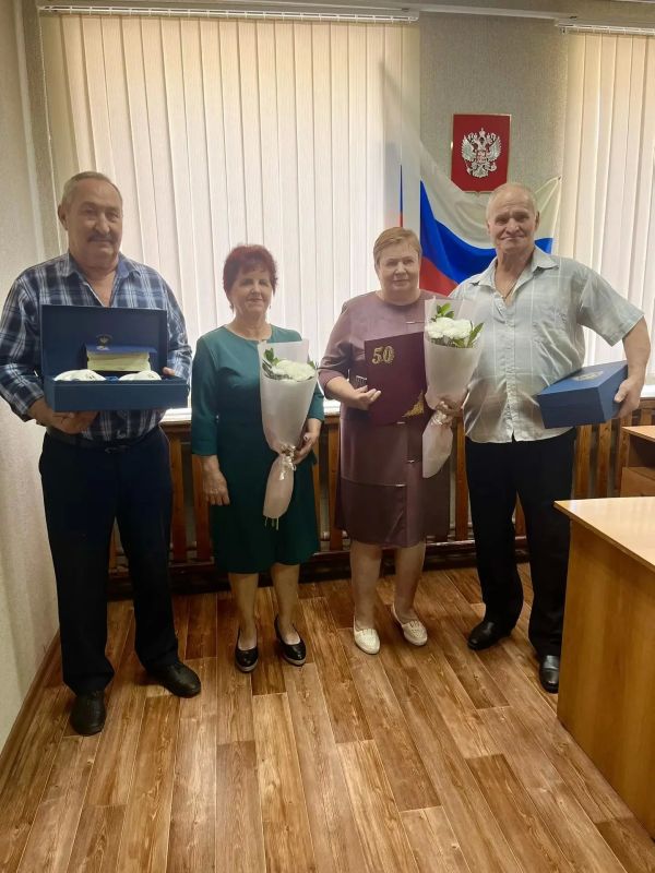 Одна судьба на двоих: в Зоринском сельсовете чествовали золотых юбиляров Одна судьба на двоих: в Зоринском сельсовете чествовали золотых юбиляров