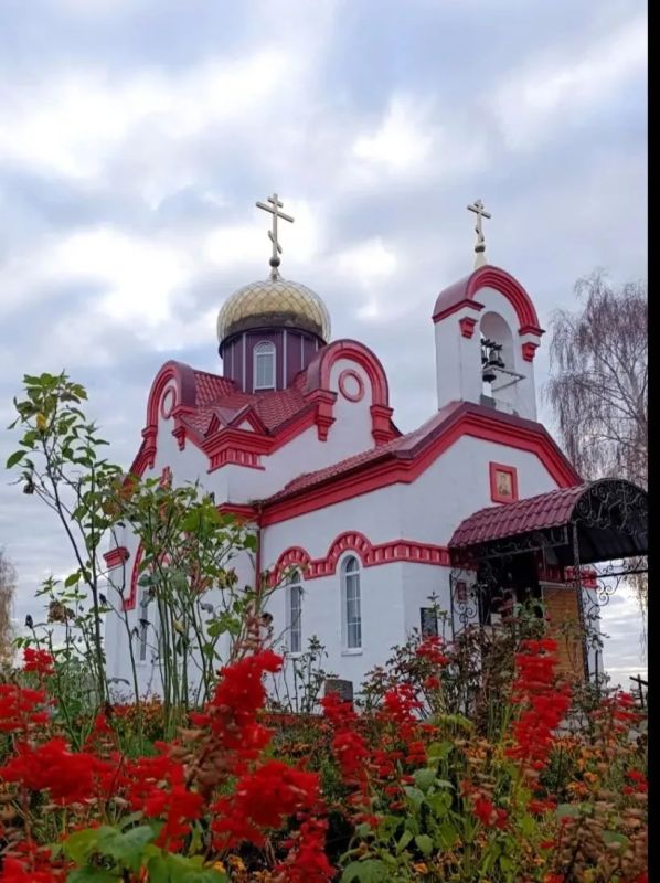 Сегодня один из самых светлых и немного грустных дней в православном календаре – Успение Пресвятой Богородицы Сегодня один из самых светлых и немного грустных дней в православном календаре – Успение Пресвятой Богородицы