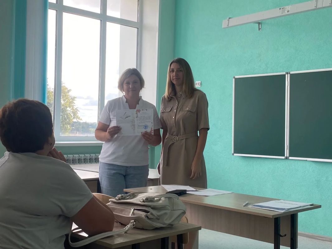 На базе ФСОШ N2 прошла августовская секция учителей иностранного языка "Организация учебно-воспитательного процесса коллективом РМО в новом учебном году На базе ФСОШ N2 прошла августовская секция учителей иностранного языка "Организация учебно-воспитательного процесса коллективом РМО в новом учебном году