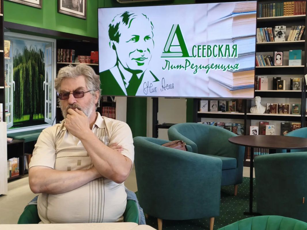 На Книжном клубе «Курской правды» обсудили «Незнайку» На Книжном клубе «Курской правды» обсудили «Незнайку»
