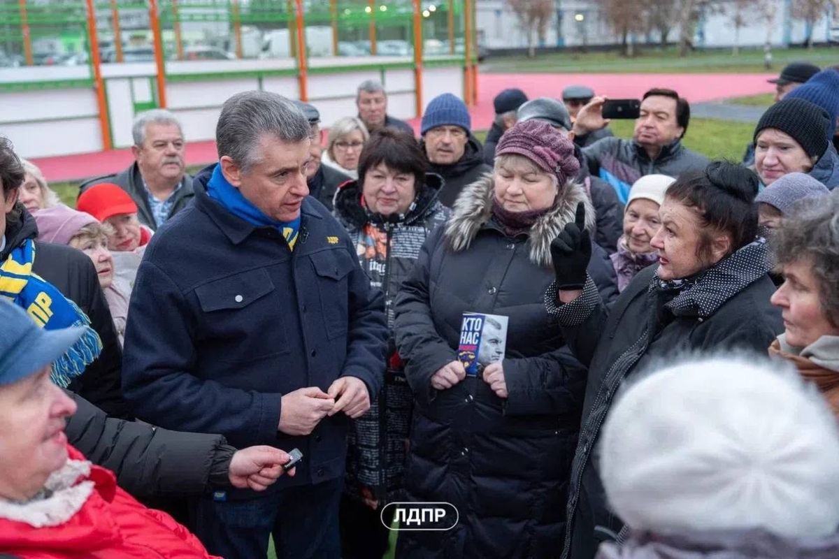 Алексей Томанов: Председатель ЛДПР Леонид Слуцкий дал большое личное интервью изданию «7 Дней» Алексей Томанов: Председатель ЛДПР Леонид Слуцкий дал большое личное интервью изданию «7 Дней»