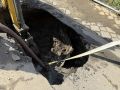 В Курске устраняют аварию на водопроводе в 6-м Краснополянском переулке