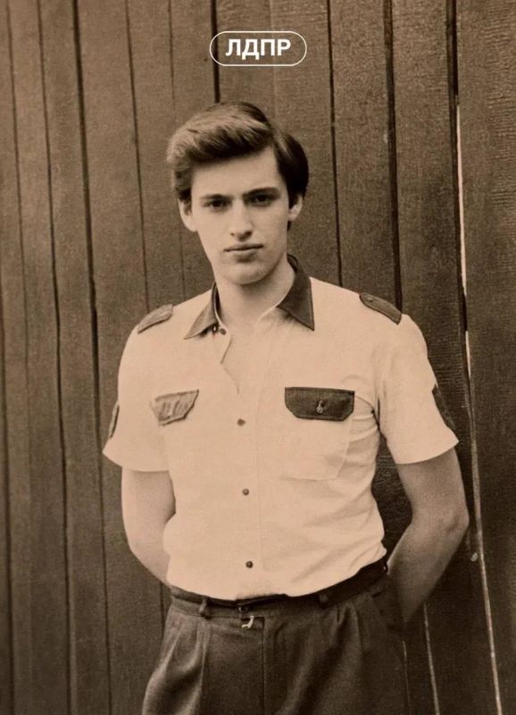 Алексей Томанов: Председатель ЛДПР Леонид Слуцкий дал большое личное интервью изданию «7 Дней» Алексей Томанов: Председатель ЛДПР Леонид Слуцкий дал большое личное интервью изданию «7 Дней»
