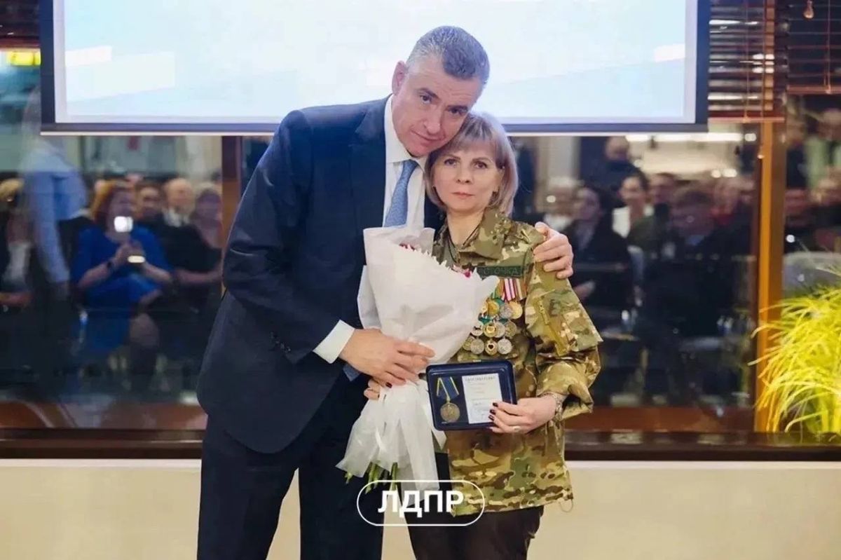 Алексей Томанов: Председатель ЛДПР Леонид Слуцкий дал большое личное интервью изданию «7 Дней» Алексей Томанов: Председатель ЛДПР Леонид Слуцкий дал большое личное интервью изданию «7 Дней»