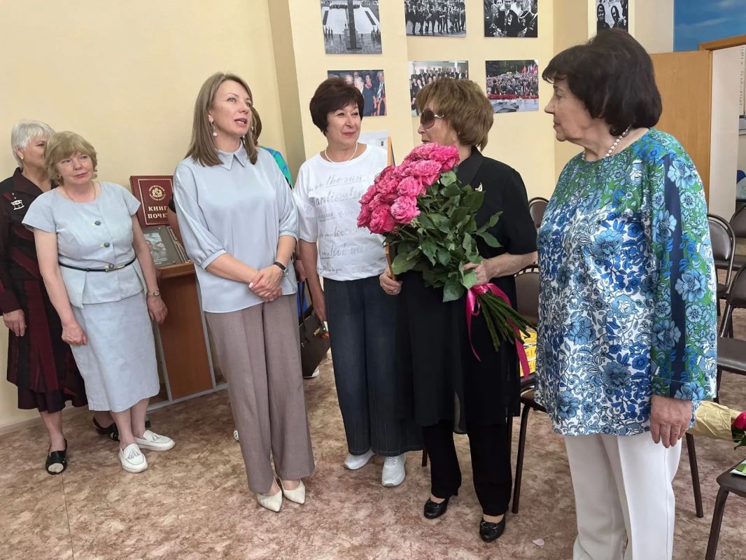Ветеран избирательной системы Курской области Татьяна Бахтина отметила 85-летний юбилей Ветеран избирательной системы Курской области Татьяна Бахтина отметила 85-летний юбилей