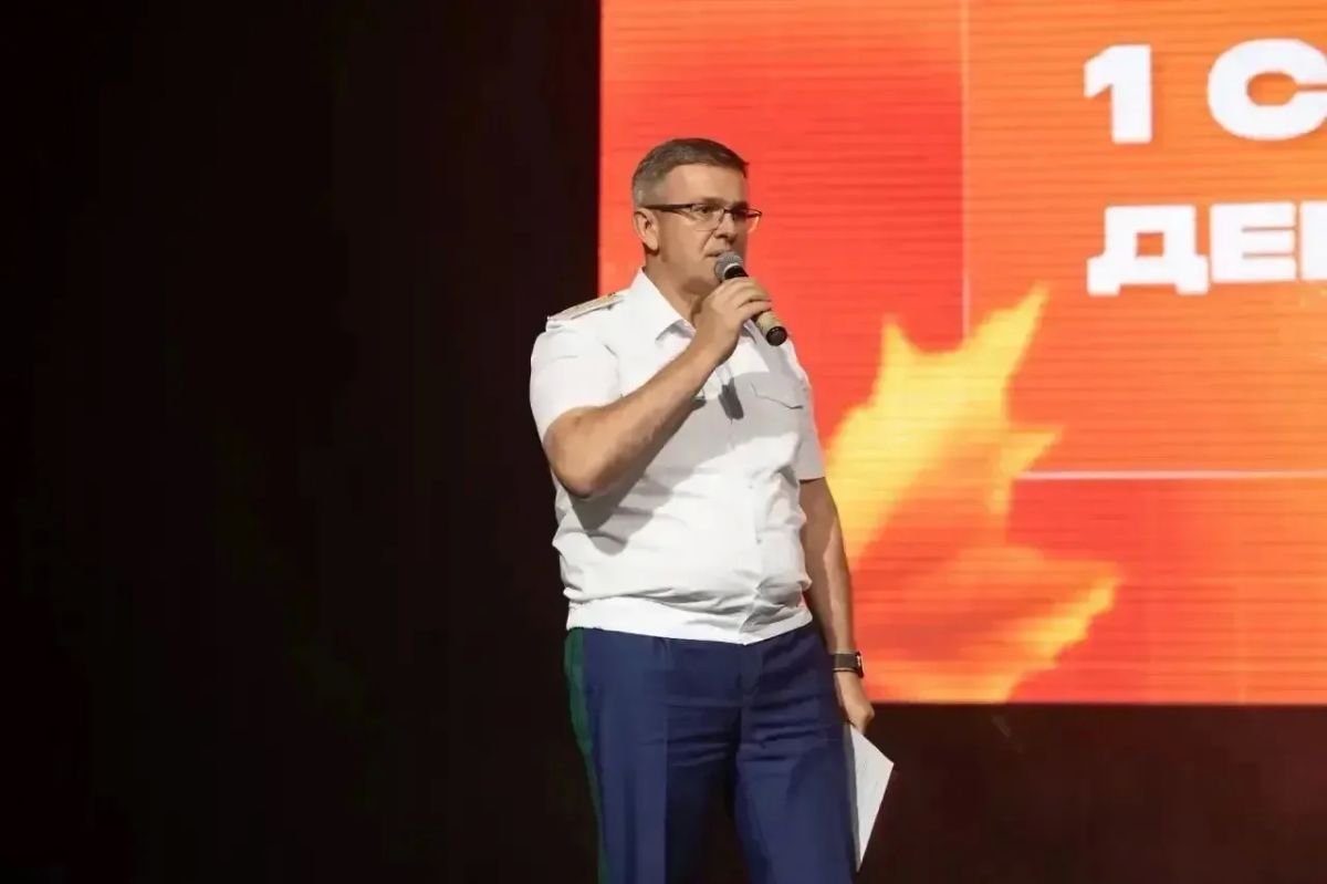 Прокурор Курской области Дмитрий Бурко принял участие в мероприятиях, посвященных Дню знаний Прокурор Курской области Дмитрий Бурко принял участие в мероприятиях, посвященных Дню знаний