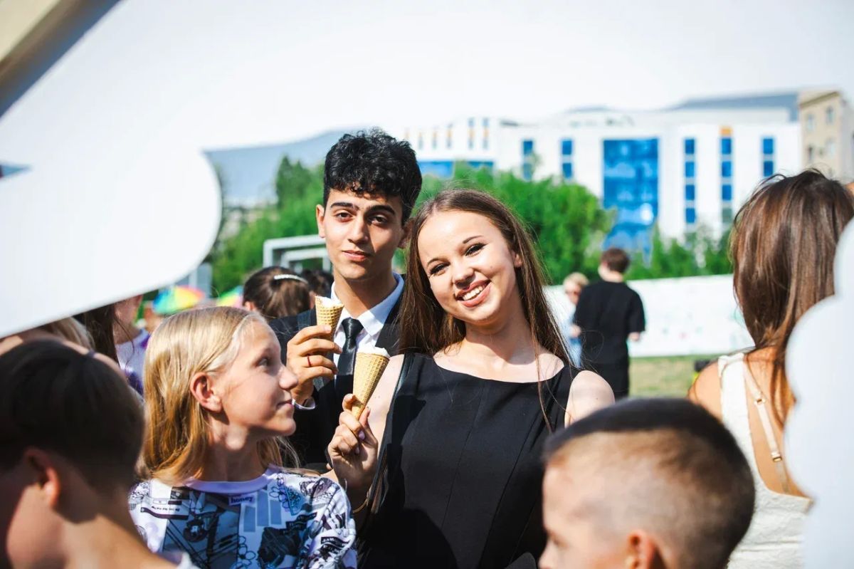 День знаний на Полугоре — в объективе фотокорреспондента «ГИ» Данила Дмитракова День знаний на Полугоре — в объективе фотокорреспондента «ГИ» Данила Дмитракова