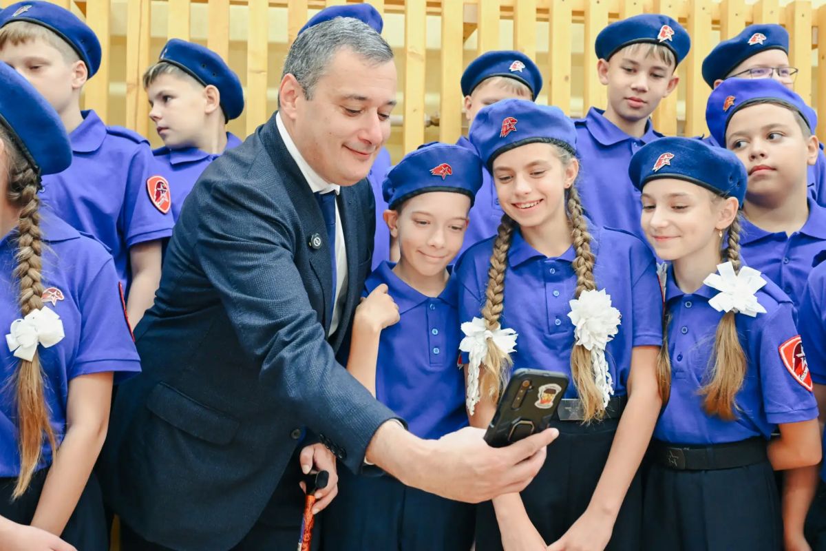 В День знаний в Курской области прошли торжественные линейки В День знаний в Курской области прошли торжественные линейки