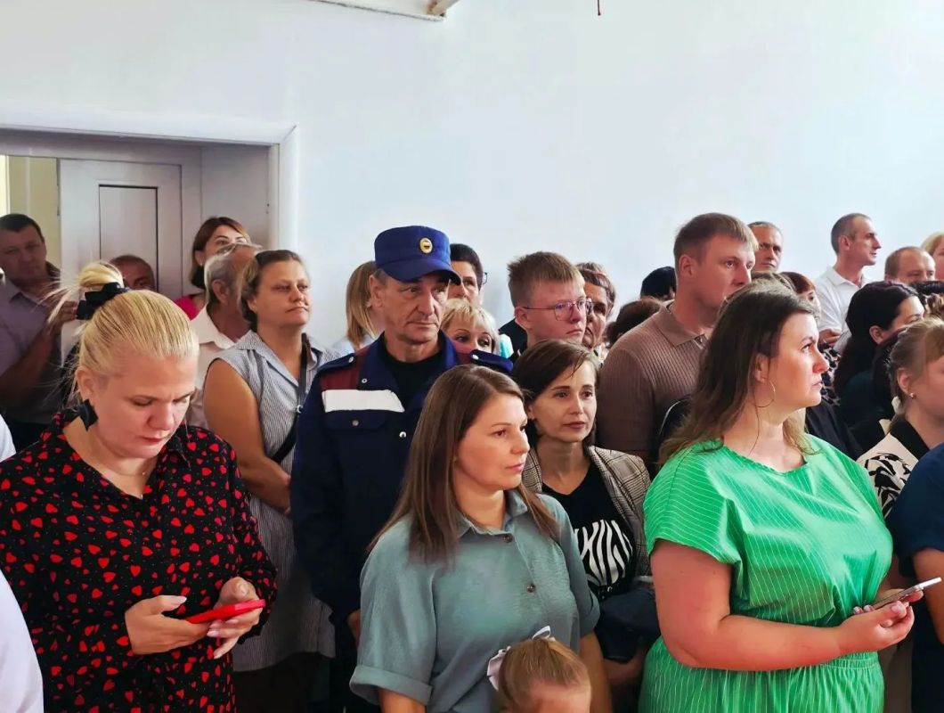 День знаний вместе с огнеборцами День знаний вместе с огнеборцами
