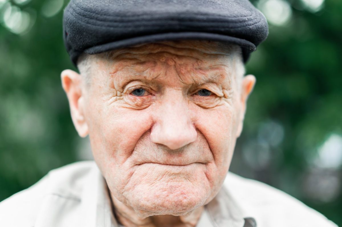 Как дед сохранил ясный ум до 98 лет: секреты долгожителя