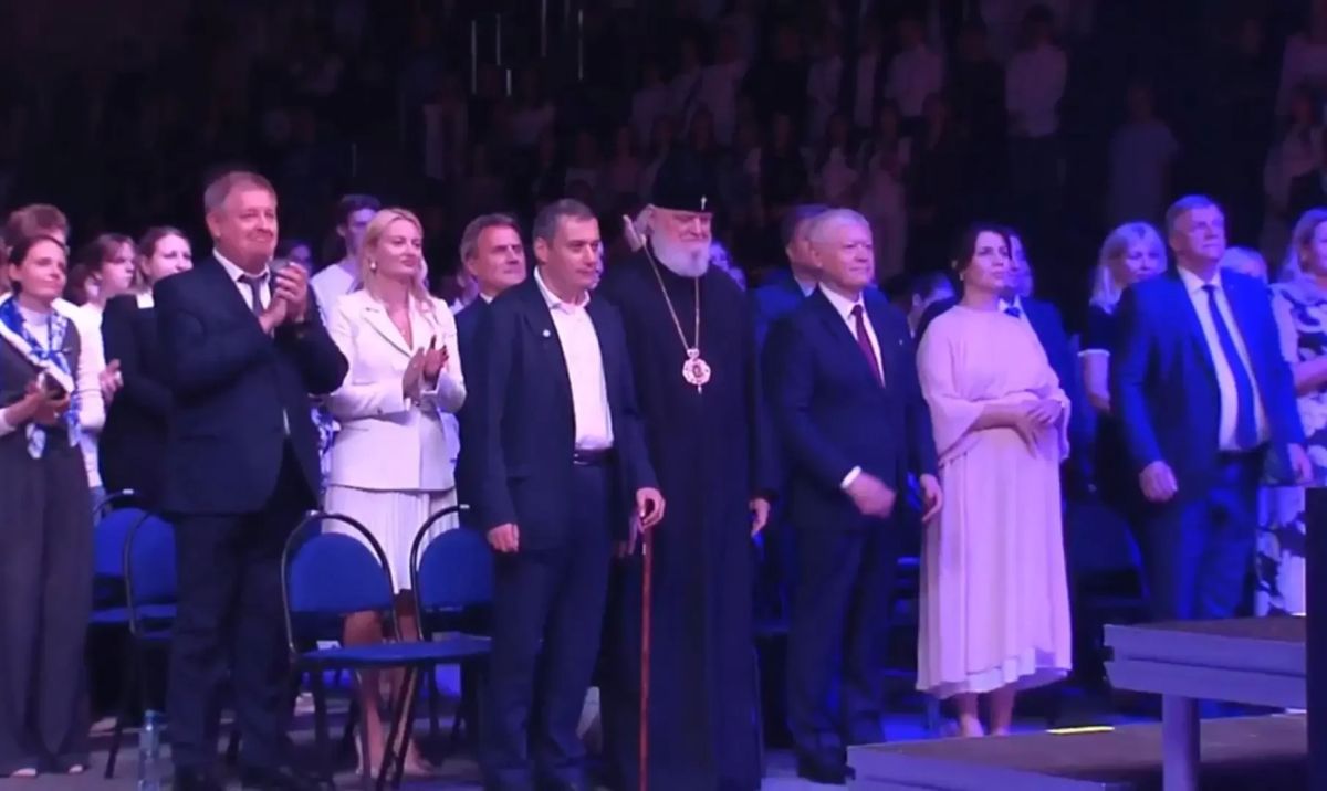 Курские первокурсники отметили День знаний в СКК Курские первокурсники отметили День знаний в СКК