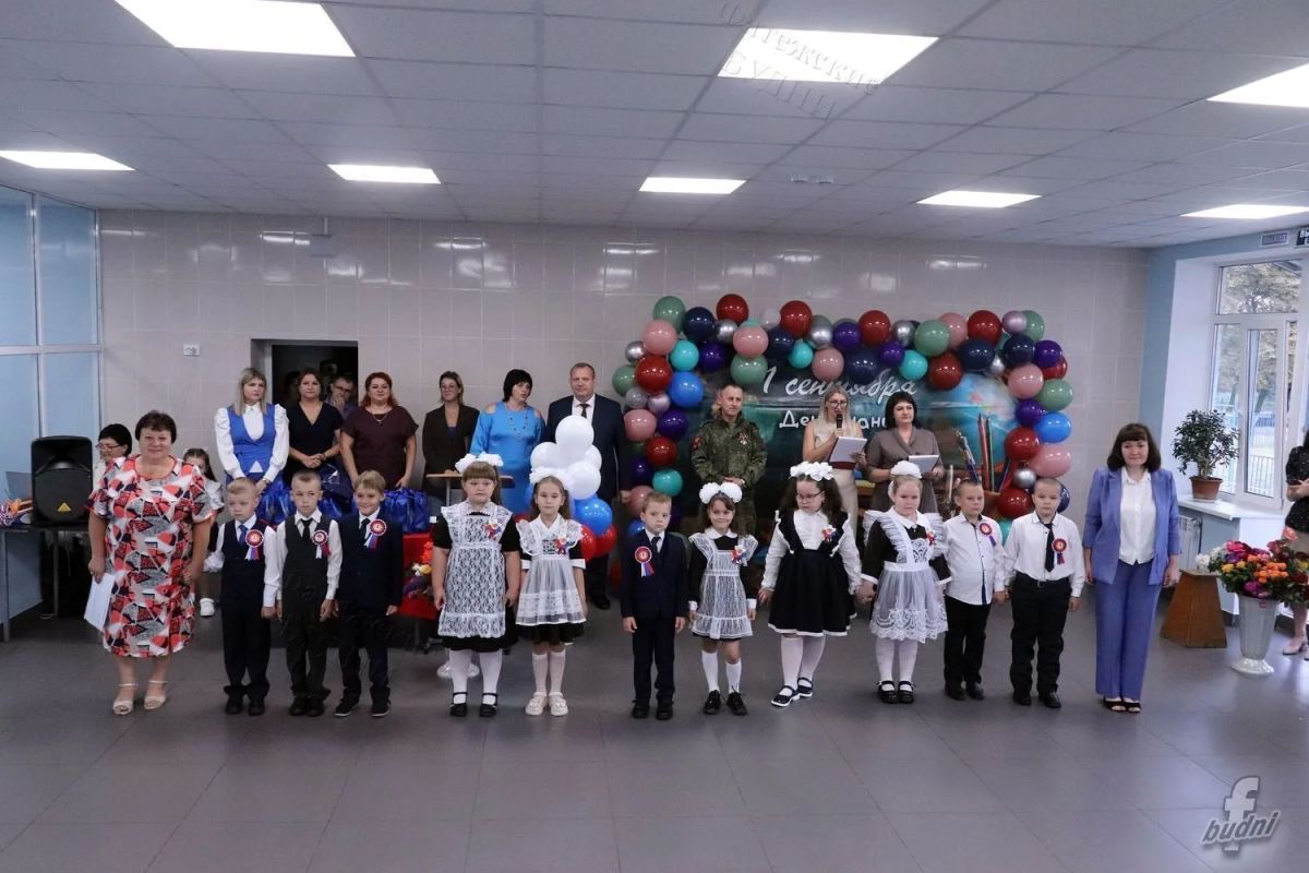 Во всех школах Фатежского района прозвучали первые звонки, возвещая о начале нового учебного года Во всех школах Фатежского района прозвучали первые звонки, возвещая о начале нового учебного года