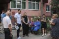 Сегодня вечером по приглашению председателя Ассоциации ветеранов СВО Курской области Дмитрия Гулиева встретился с жителями дома № 30 на улице Дейнеки
