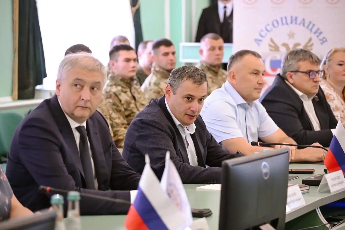 Александр Хинштейн поучаствовал в расширенном заседании курской Ассоциации ветеранов СВО Александр Хинштейн поучаствовал в расширенном заседании курской Ассоциации ветеранов СВО
