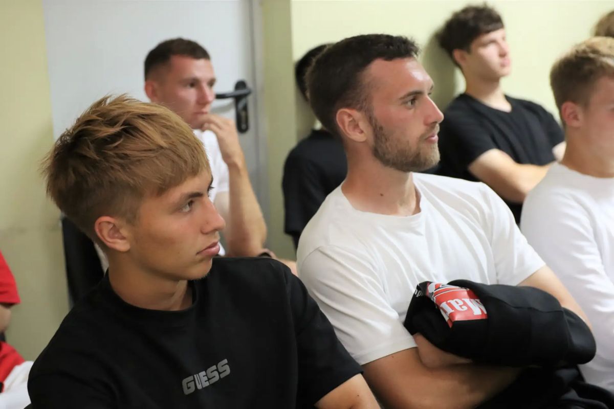 От спорта до творчества: «ИнформУИК» в гостях у спортсменов и педагогов От спорта до творчества: «ИнформУИК» в гостях у спортсменов и педагогов