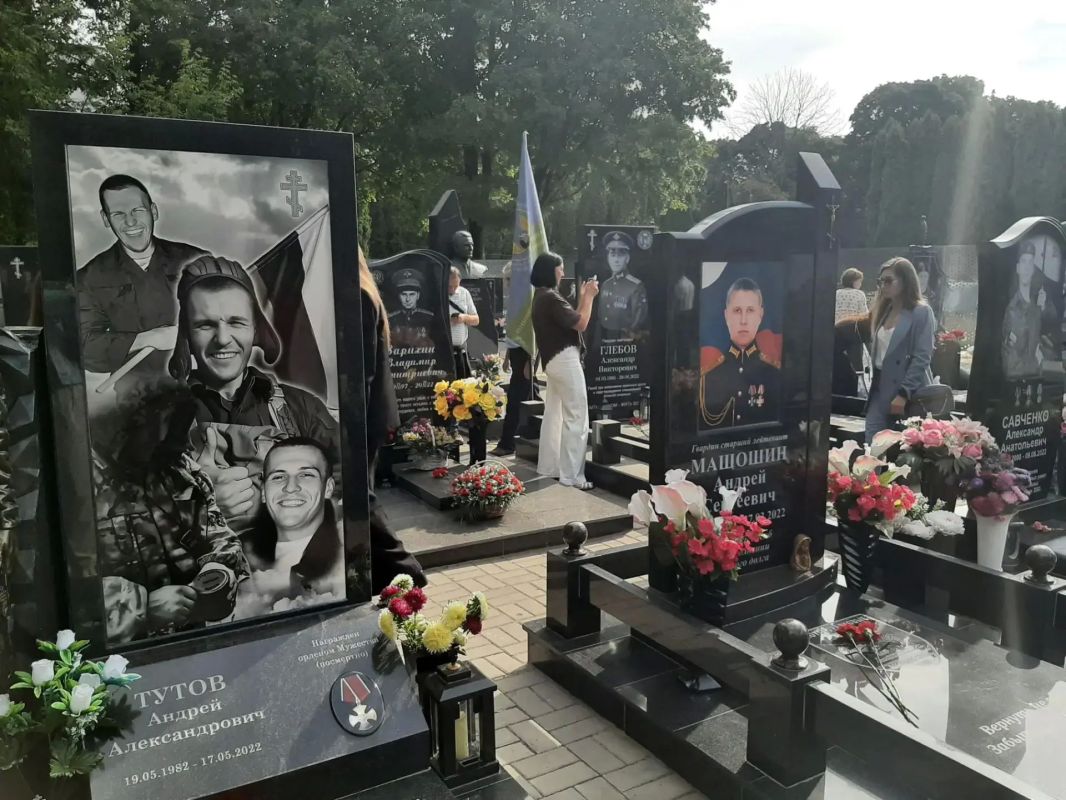 Память жертв терроризма почтили в Курске Память жертв терроризма почтили в Курске