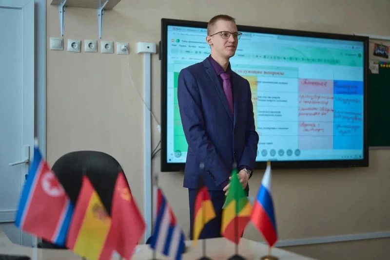 В Курской области оклад педагогов составит 27093 рубля