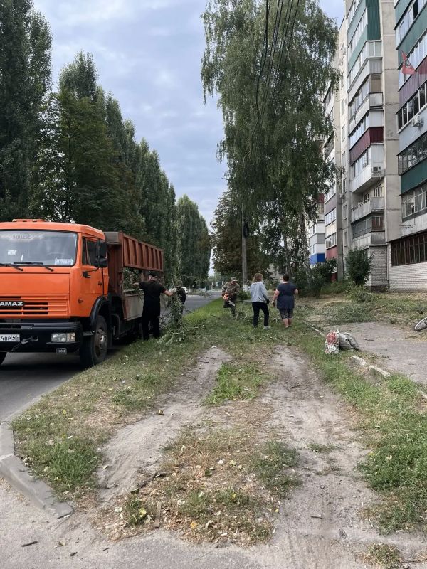 В ходе рассмотрения обращения жителей многоквартирного дома № 5 по ул. Краснополянская г. Курска государственной жилищной инспекцией Курской области в адрес ООО УК «ПАРКОВАЯ» было объявлено предостережение о вывозе остатков... В ходе рассмотрения обращения жителей многоквартирного дома № 5 по ул. Краснополянская г. Курска государственной жилищной инспекцией Курской области в адрес ООО УК «ПАРКОВАЯ» было объявлено предостережение о вывозе остатков...