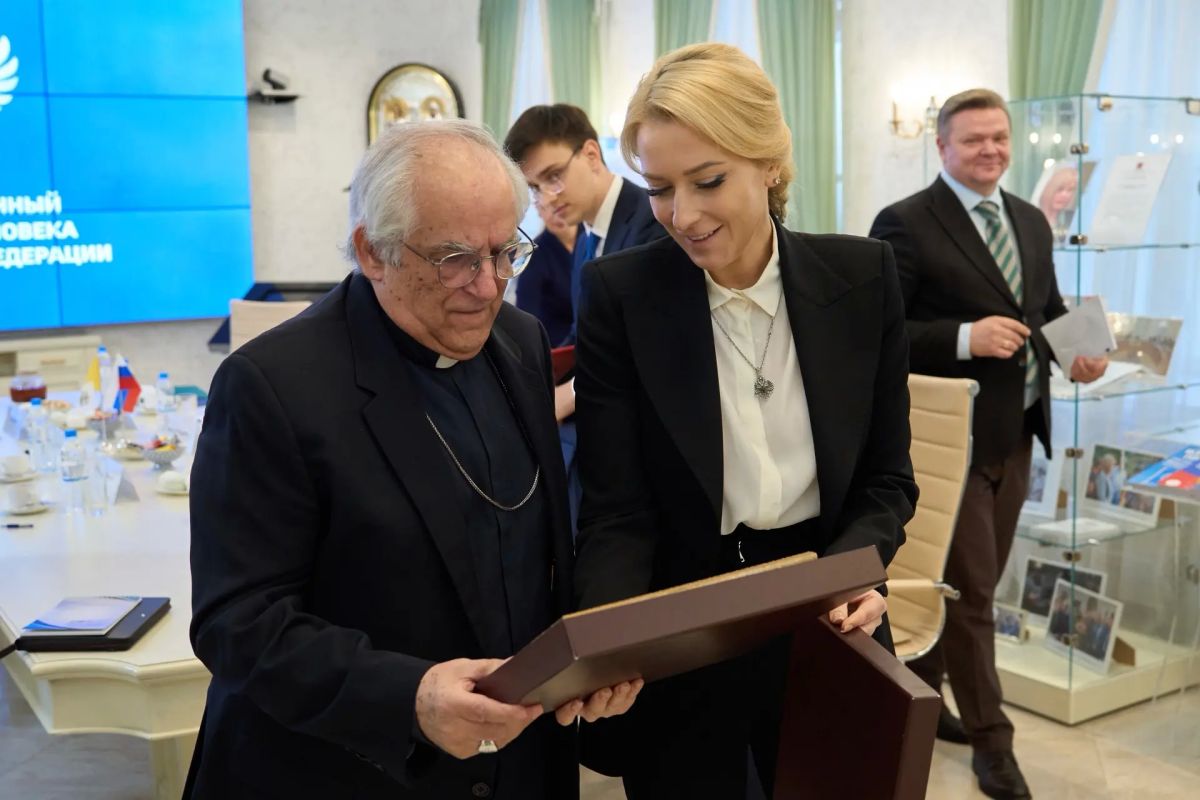 Яна Лантратова: Продолжаем диалог с Ватиканом о конкретной помощи людям