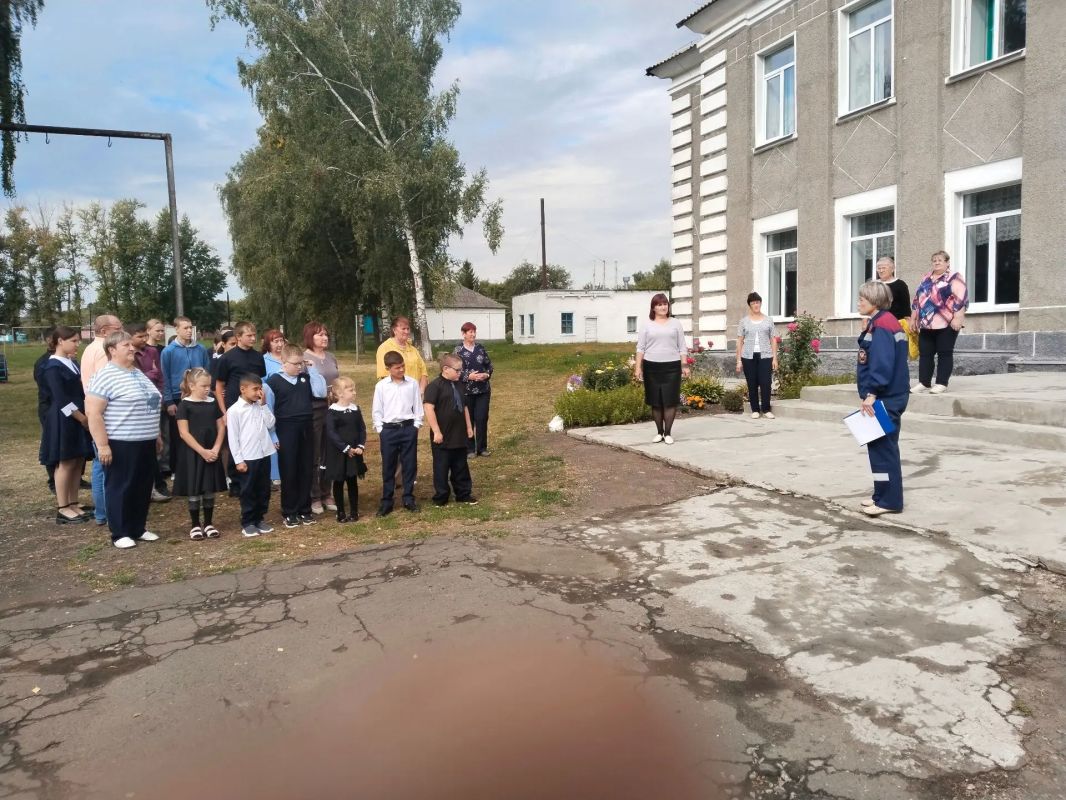 Учебная тренировочная пожарная эвакуация в школах Касторенского района Учебная тренировочная пожарная эвакуация в школах Касторенского района