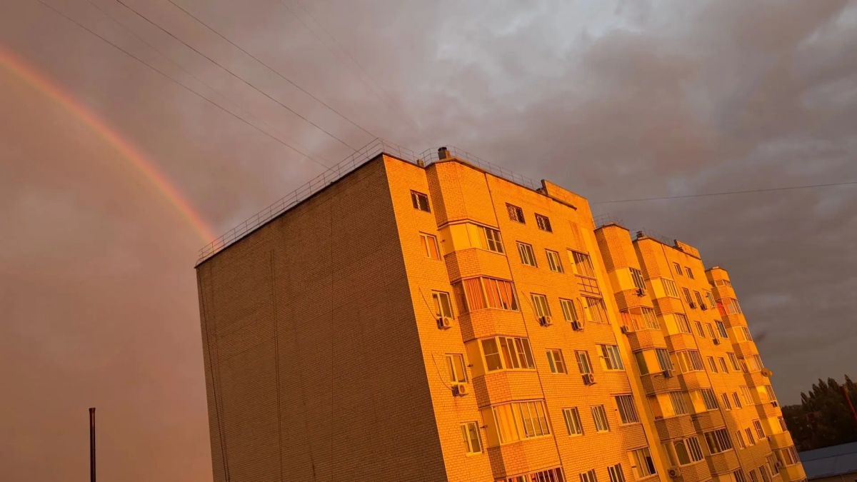 Красота сегодняшнего заката в объективах наших журналистов Красота сегодняшнего заката в объективах наших журналистов
