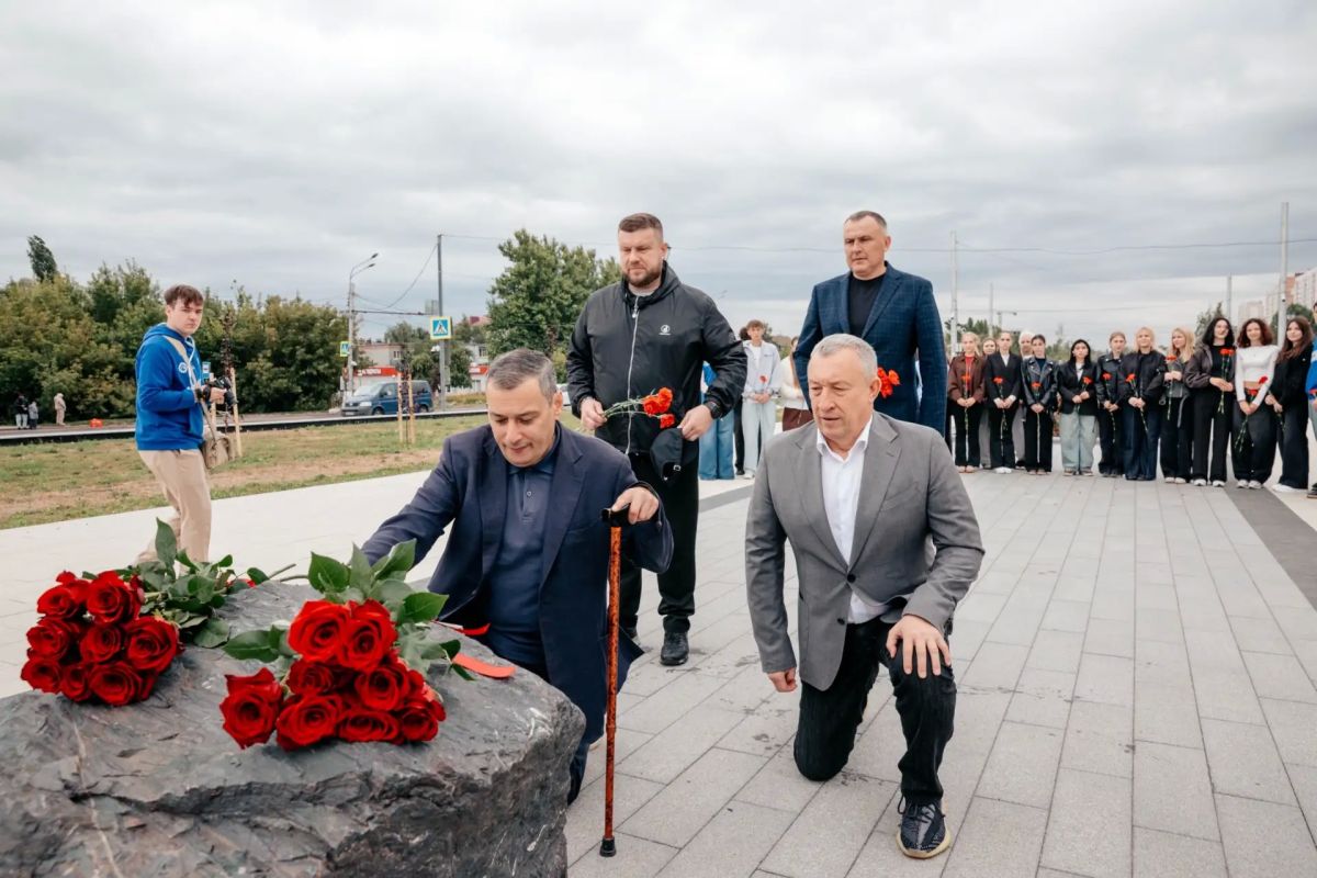 Курская область получила новую партию гуманитарной помощи из Самарской области, на этот раз весом 4,5 тонны Курская область получила новую партию гуманитарной помощи из Самарской области, на этот раз весом 4,5 тонны