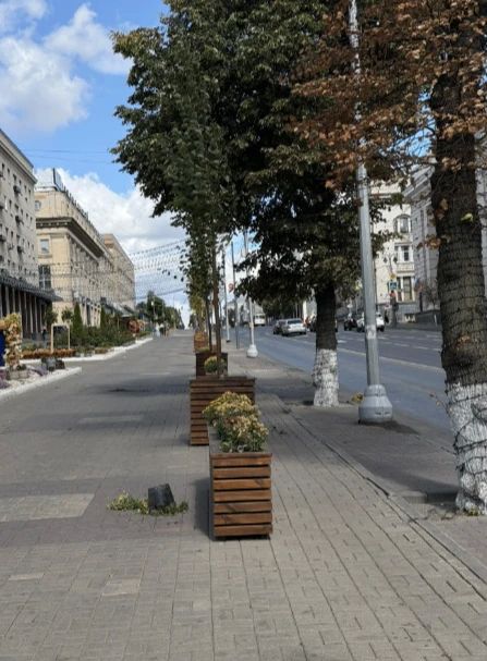 В Курске вандалы испортили фотозону на Ленина В Курске вандалы испортили фотозону на Ленина