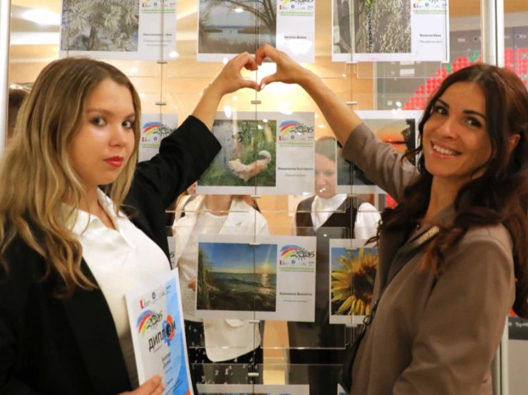 В Управлении коммуникаций Курской АЭС наградили победителей международного фотопроекта «Территория успеха: в объятиях природы» В Управлении коммуникаций Курской АЭС наградили победителей международного фотопроекта «Территория успеха: в объятиях природы»