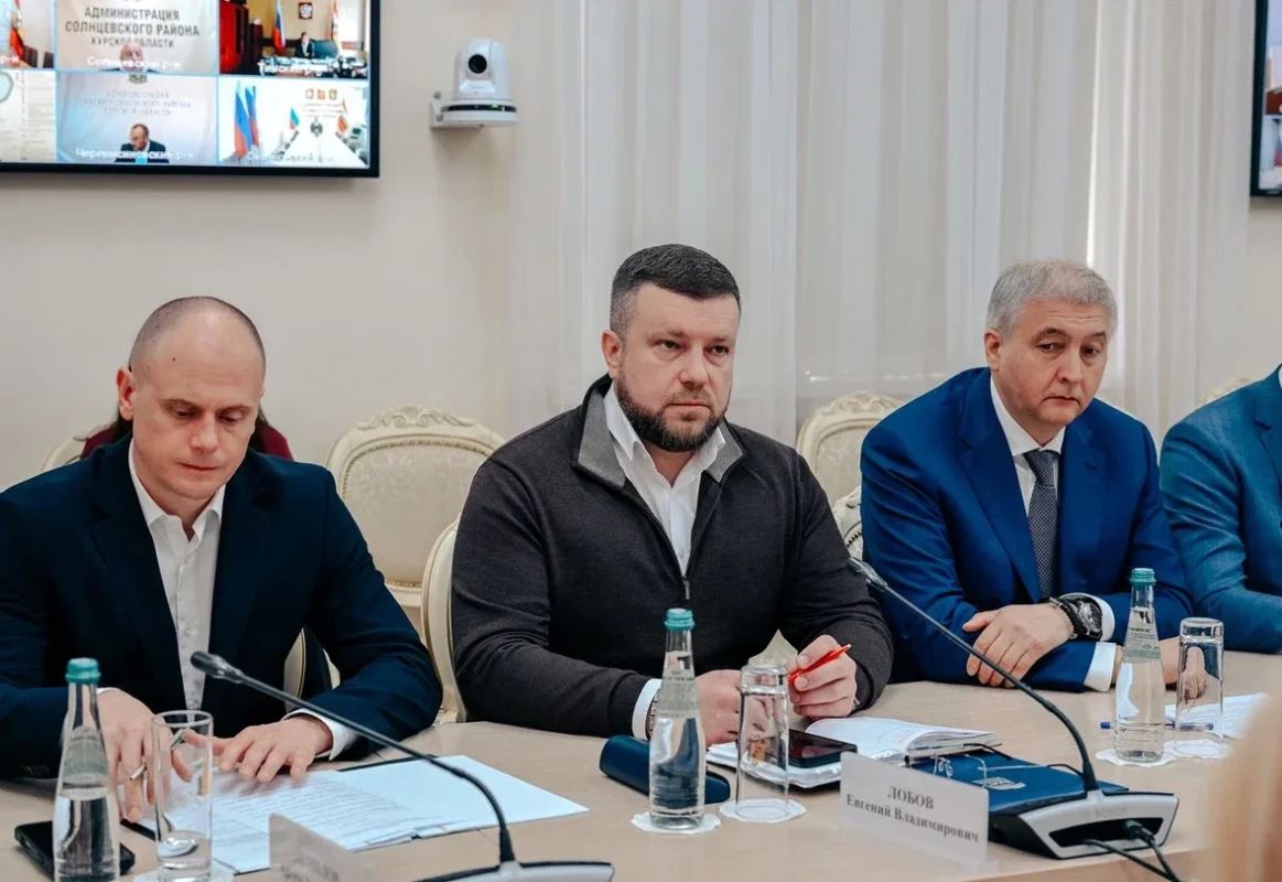 Александр Хинштейн: Провели заседание Правительства Курской области Александр Хинштейн: Провели заседание Правительства Курской области