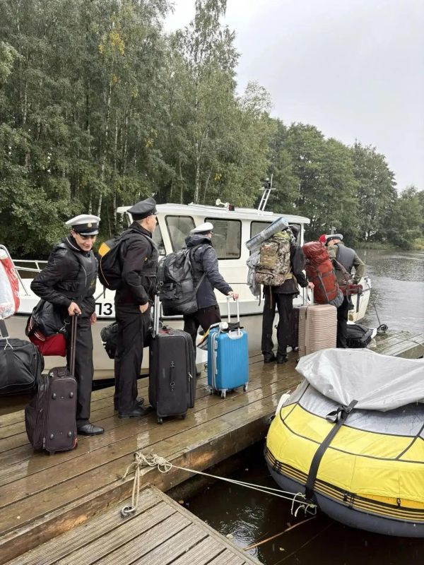 Курские кадеты участвуют в морских сборах в Кронштадте Курские кадеты участвуют в морских сборах в Кронштадте