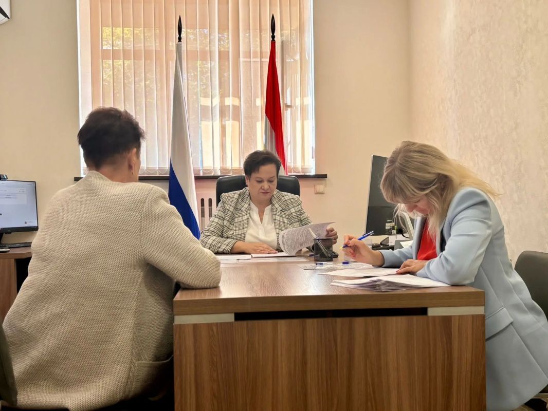 Министр социального обеспечения, материнства и детства Курской области Татьяна Сукновалова провела личный приём граждан в Администрации Курской области Министр социального обеспечения, материнства и детства Курской области Татьяна Сукновалова провела личный приём граждан в Администрации Курской области