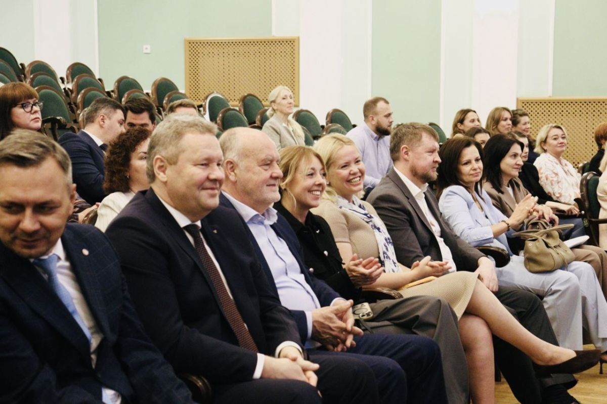 Екатерина Харченко: Их задача - грамотно распределить ресурсы и обеспечить развитие Екатерина Харченко: Их задача - грамотно распределить ресурсы и обеспечить развитие