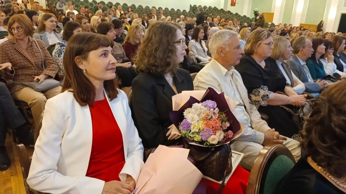 В Курске финансистов поздравили с профессиональным праздником В Курске финансистов поздравили с профессиональным праздником