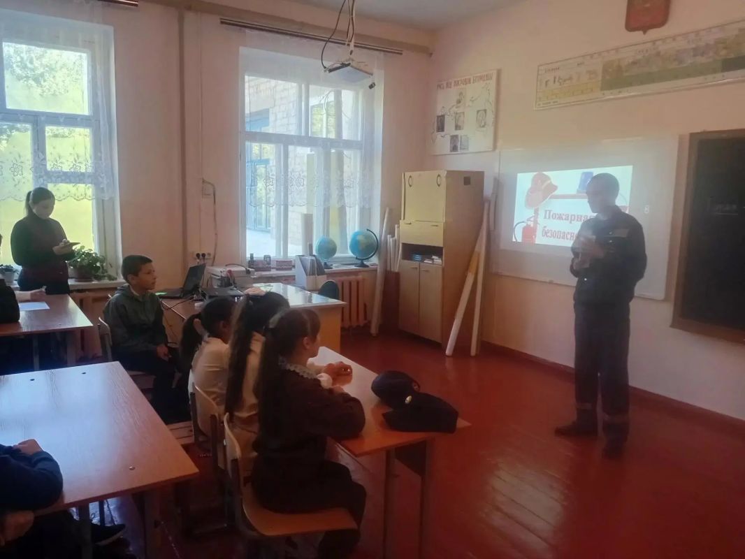 Тренировочная эвакуация в Миролюбовской школе Фатежского района Тренировочная эвакуация в Миролюбовской школе Фатежского района