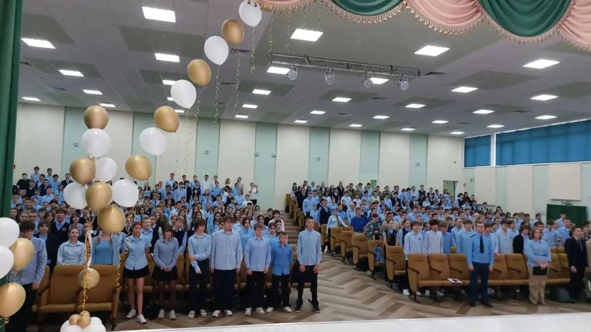 В Курске работник прокуратуры провел со школьниками профилактическую беседу о безопасном поведении в цифровой среде В Курске работник прокуратуры провел со школьниками профилактическую беседу о безопасном поведении в цифровой среде