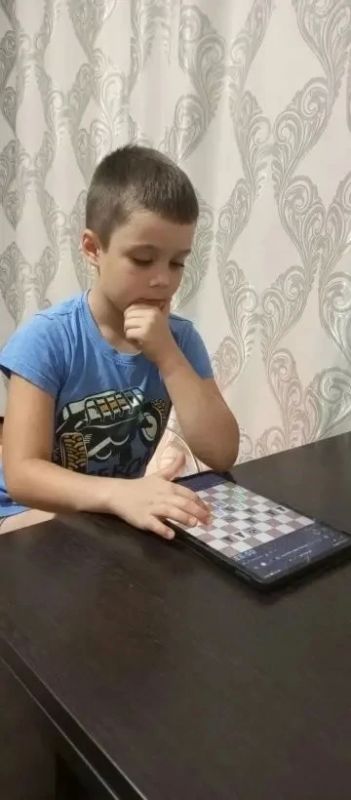 Курские школьники стали победителями областного онлайн-турнира «Шахматы в школе - 2026» Курские школьники стали победителями областного онлайн-турнира «Шахматы в школе - 2026»