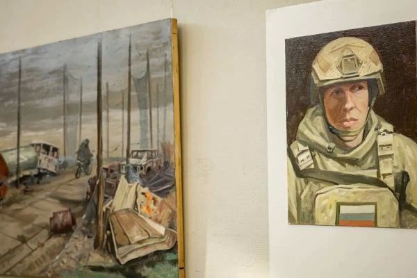 Сотрудники и ветераны УФСИН посетили выставку «Родина и её герои прошлого и настоящего» Сотрудники и ветераны УФСИН посетили выставку «Родина и её герои прошлого и настоящего»