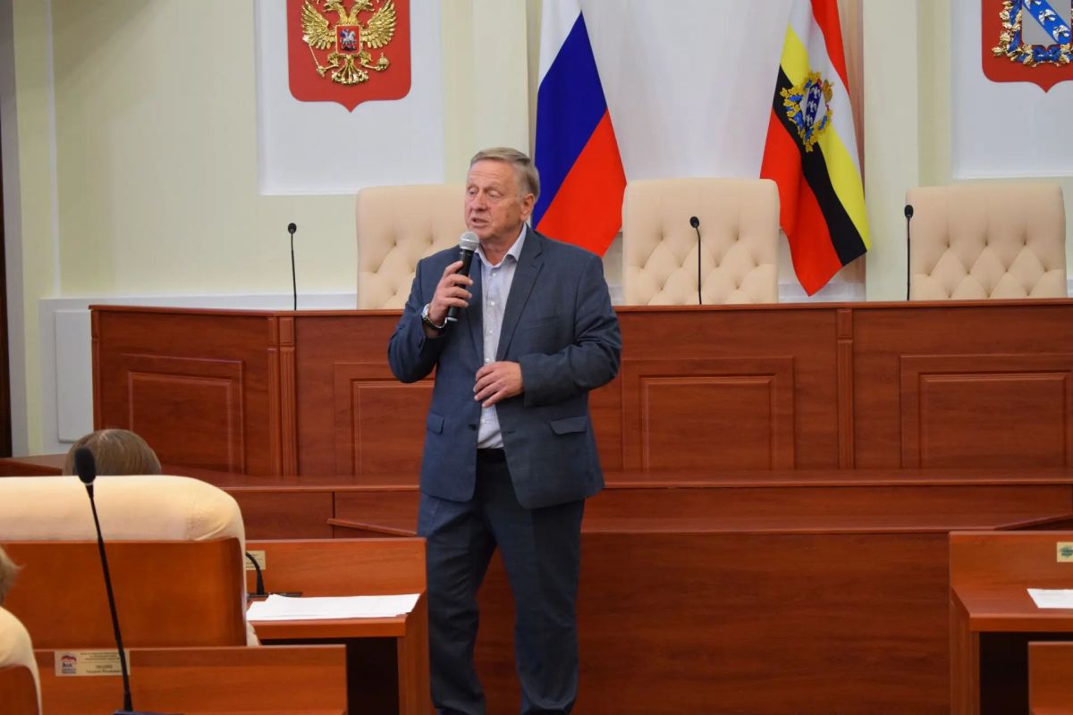 Сегодня Курская областная Дума стала центральной площадкой для просветительской акции «Избирательный диктант» Сегодня Курская областная Дума стала центральной площадкой для просветительской акции «Избирательный диктант»