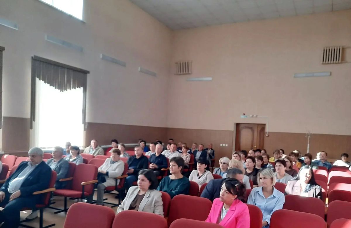 В администрации Черемисиновского района обсудили подготовку к предстоящим выборам В администрации Черемисиновского района обсудили подготовку к предстоящим выборам