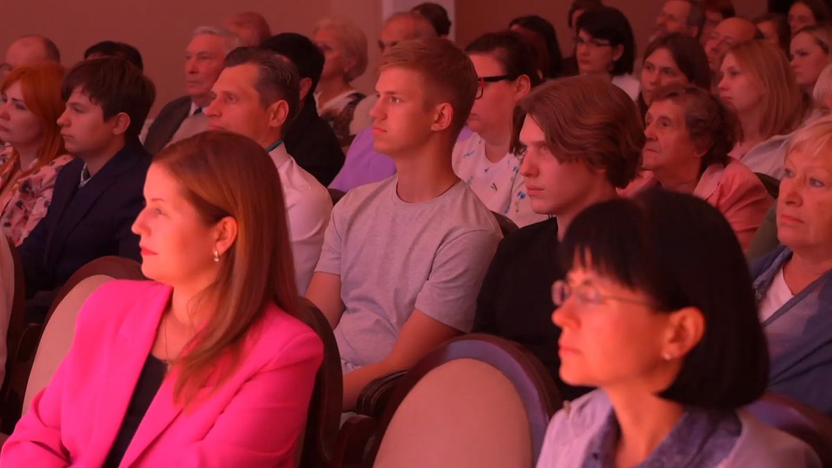 В Курске состоялась премьера музыкально-литературной композиции «Богатырь русского духа» В Курске состоялась премьера музыкально-литературной композиции «Богатырь русского духа»