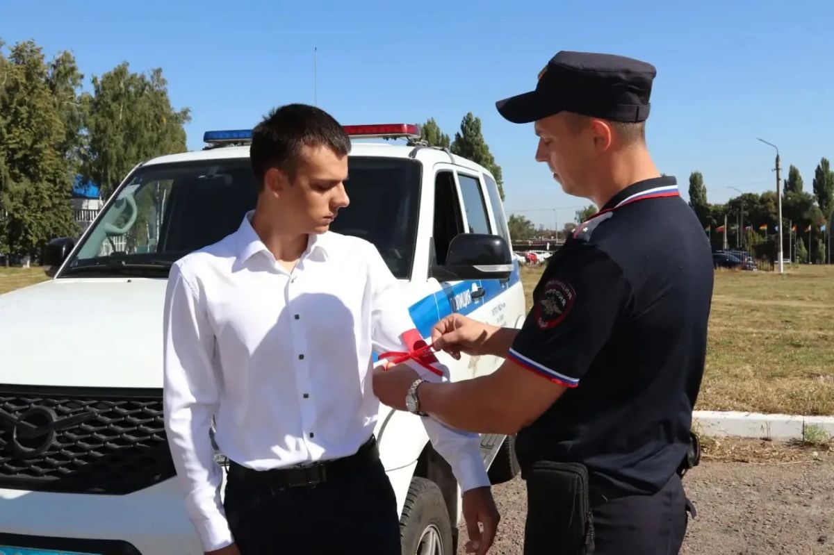 Добровольная народная дружина Юго-Западного государственного университета помогает сотрудникам полиции в обеспечении охраны общественного порядка