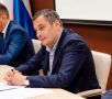 На заседании Правительства Курской области обсуждение ситуации с обветшавшим благоустройством территории у монастыря Коренная Пустынь в местечке Свобода плавно завершилось поручением включить подрядную организацию...
