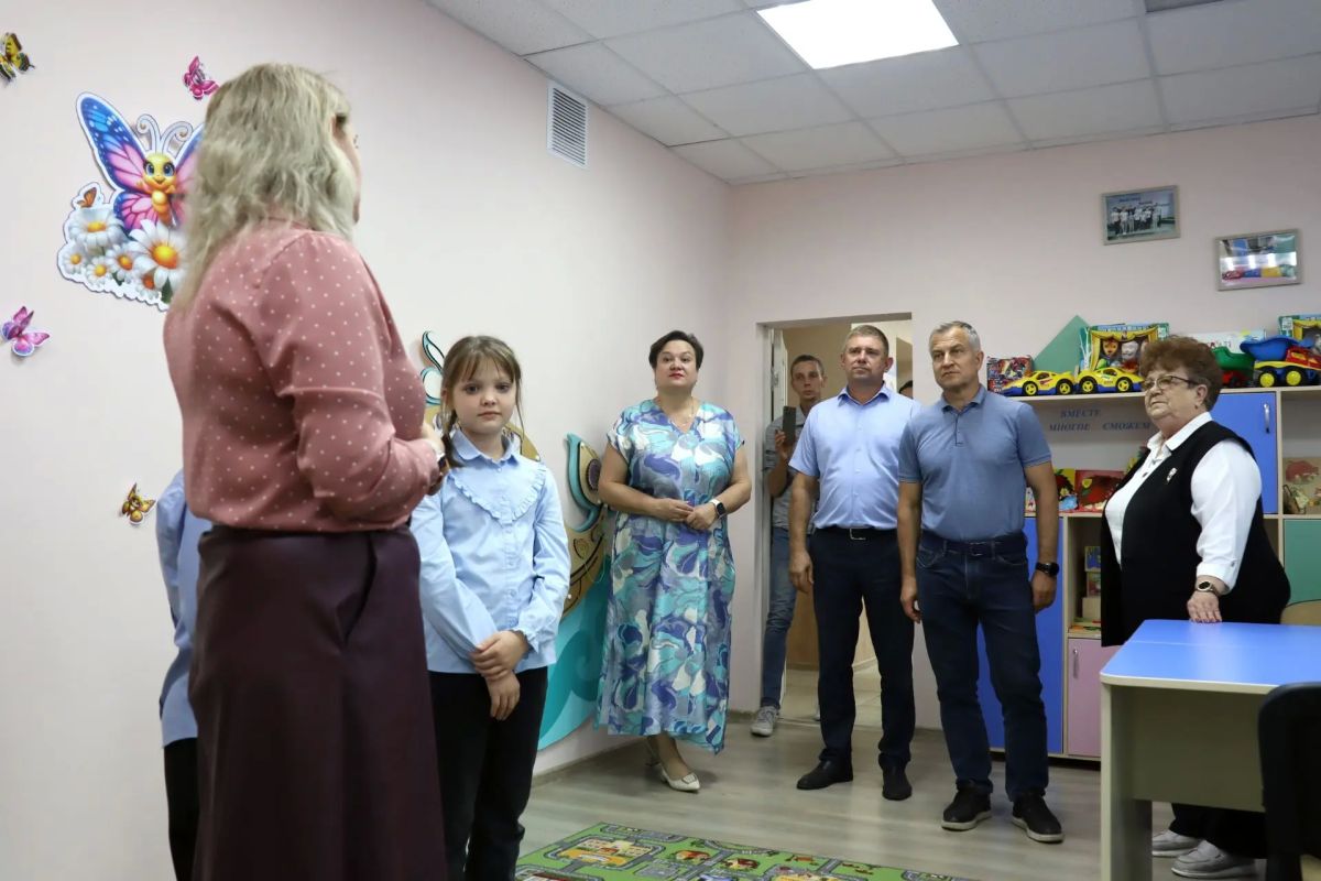 Первый заместитель губернатора – председатель Правительства Курской области Александр Чепик с рабочим визитом посетил Поныровский район Первый заместитель губернатора – председатель Правительства Курской области Александр Чепик с рабочим визитом посетил Поныровский район