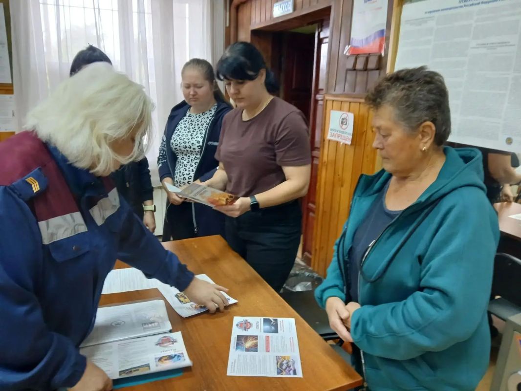 В Курском районе оценивается пожарная безопасность избирательных участков В Курском районе оценивается пожарная безопасность избирательных участков