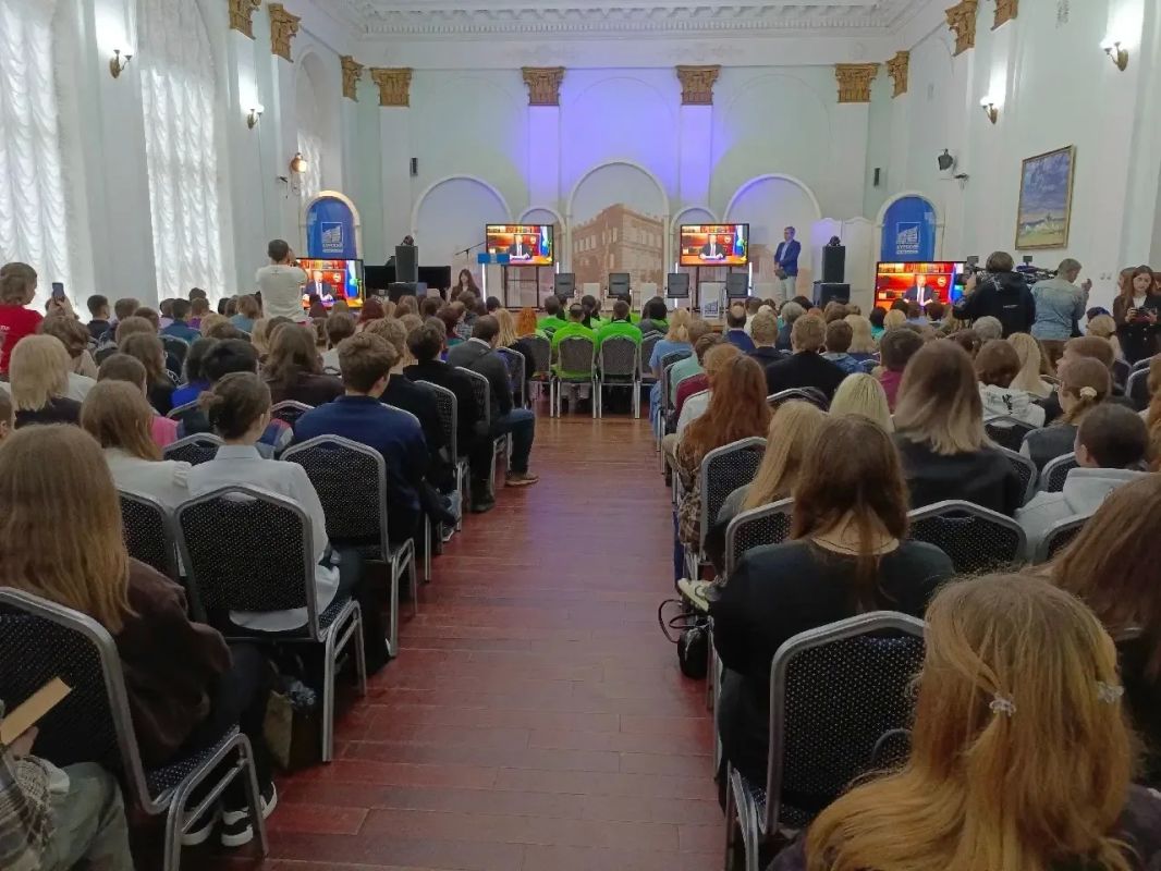 В Курске стартовала XII Международная историческая школа В Курске стартовала XII Международная историческая школа